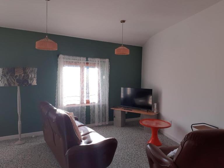 Appartement Les Verveines à Saint-Martin-dʼArdèche Extérieur photo